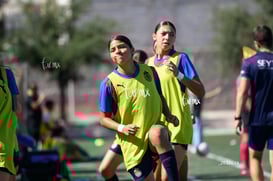 Santos Laguna vs Chivas femenil S19 @tar.mx