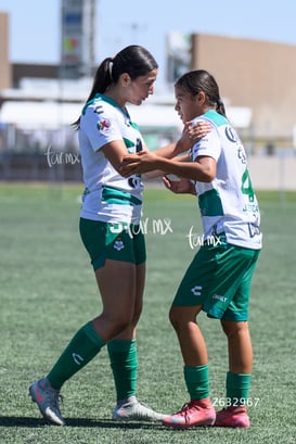 Jennifer Escareño, Julia De Santiago @tar.mx