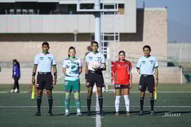 Capitanas, árbitros María De León, Melany Sosa @tar.mx