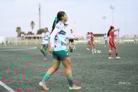 Katheryn Flores @tar.mx