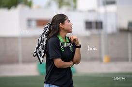 Andrea Medrano @tar.mx