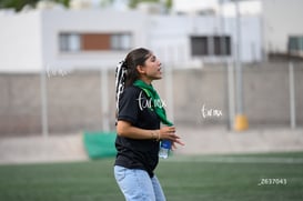 Andrea Medrano @tar.mx
