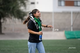 Andrea Medrano @tar.mx