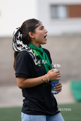 Andrea Medrano @tar.mx