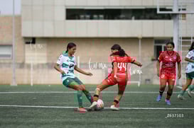 Bethzabeth Barrón, Estefanía Cisneros @tar.mx