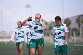 Jennifer Escareño, Julia De Santiago @tar.mx