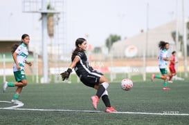 Nicole Zazueta @tar.mx