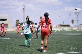 Bethzabeth Barrón @tar.mx