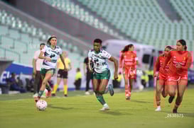 Santos Laguna vs Necaxa femenil @tar.mx