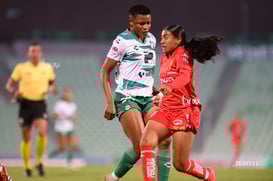 Vivian Ikechukwu @tar.mx