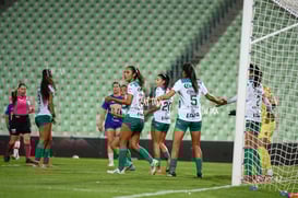 Santos Laguna vs Pumas UNAM femenil @tar.mx