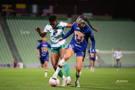 Vivian Ikechukwu, Cristina Torres @tar.mx