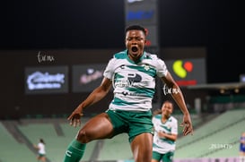 gol Vivian Ikechukwu @tar.mx
