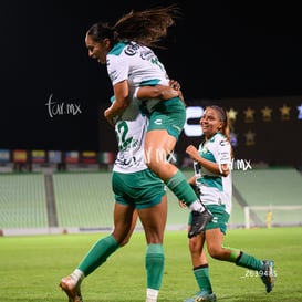 gol Mayra Santana, Vivian Ikechukwu @tar.mx