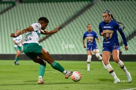 Vivian Ikechukwu @tar.mx