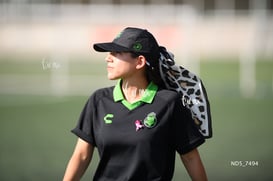 Andrea Medrano DT @tar.mx