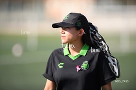 Andrea Medrano DT @tar.mx
