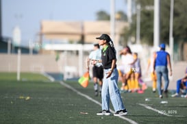 Andrea Medrano DT @tar.mx