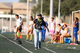 Andrea Medrano DT @tar.mx