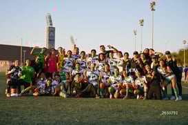 Santos Laguna femenil @tar.mx