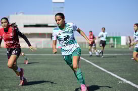 Aylin Salais @tar.mx