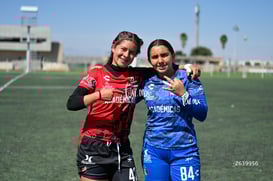 Paola Martinez, Cynthia Flores @tar.mx