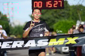 Jared Serrano Rivera, campeón, halcones