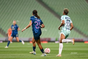 Vivian Ikechukwu, Karen Luna