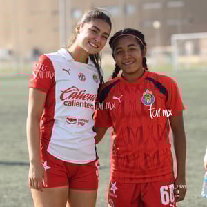 Cinthia Cabrera, Camila Zamora