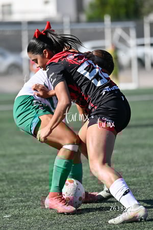 Grecia Guzmán, Yolanda Lira