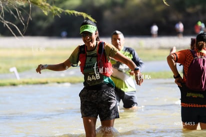 Alma Cantú, bengalas