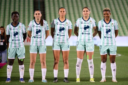 equipo, Sandra Nabweteme, Frida Cussin, María Cuadrado, Vivi | Santos Laguna vs América femenil