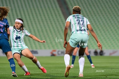 Vivian Ikechukwu | Santos Laguna vs América femenil