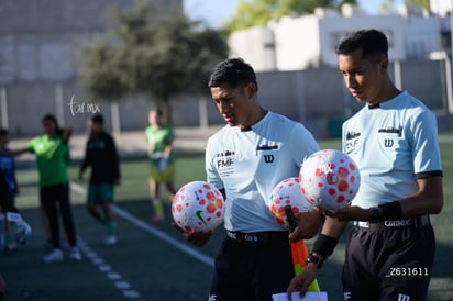árbitros » Santos Laguna vs Club Tijuana femenil S19