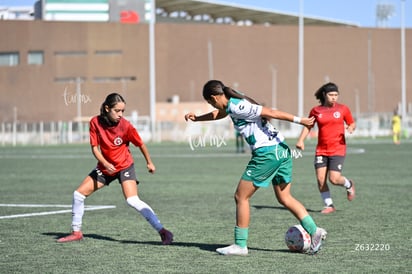 Jennifer Escareño, Ana González