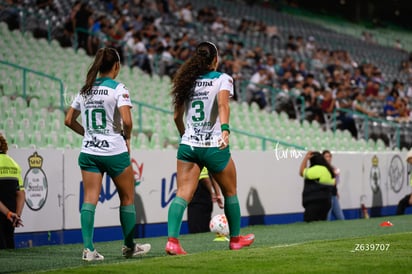 Sasha Pickard, Karla Rodriguez » Santos Laguna vs Pumas UNAM femenil