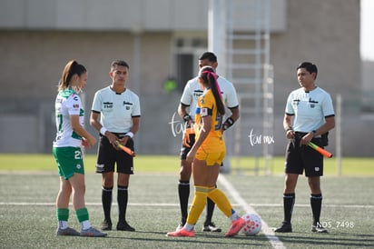 capitanas María De León, Alexa Gutiérrez | Santos Laguna vs Tigres UANL S19