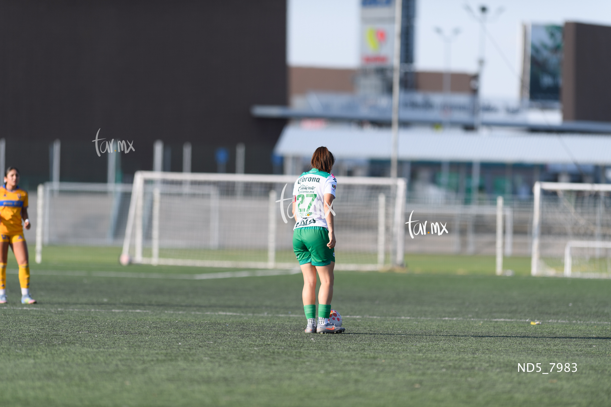 María De León | Santos Laguna vs Tigres UANL S19