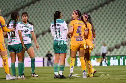 Yessenia Novella, Greta Espinoza | Santos vs Tigres femenil
