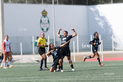 festejo gol, Jennifer Escareño, Britany Hernández | Santos Laguna vs Chivas Guadalajara sub 19