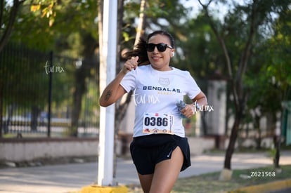 Laura Quintero, bengalas | 10K Simsa 2025