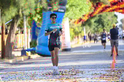 Roberto Aguilar, halcones | 10K Simsa 2025