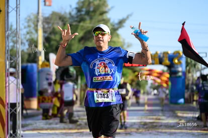 Gaby Casas, bengalas | 10K Simsa 2025