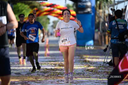 Gaby Casas, bengalas | 10K Simsa 2025
