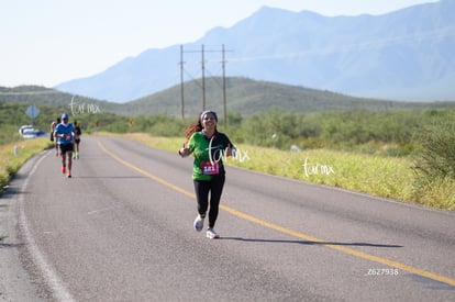 Laura Galván, halcones | 25K Mapimí Durango