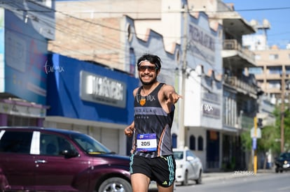 Arturo Delgado, Bengalas | Carrera 10 millas y 5K Rotary
