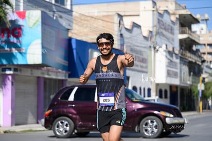 Arturo Delgado, Bengalas | Carrera 10 millas y 5K Rotary
