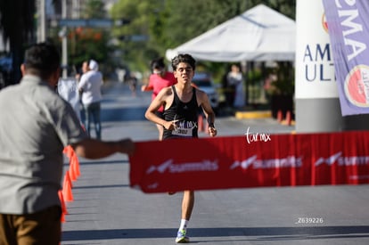 José Talamantes, Campeón 5K | Carrera 10 millas y 5K Rotary