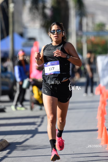 Lucero Alvarado, Rakan | Carrera 10 millas y 5K Rotary