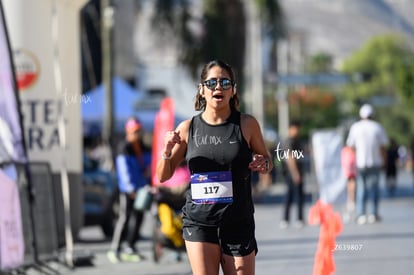 Lucero Alvarado, Rakan | Carrera 10 millas y 5K Rotary